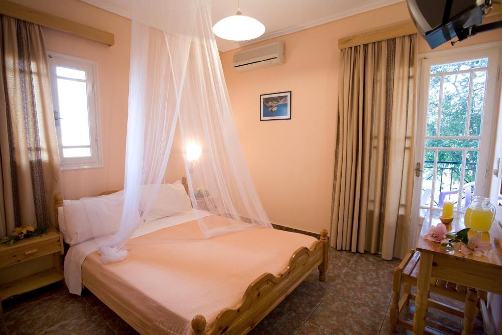 Pansion Filoxenia Apartments & Studios Tsoukalades Room photo