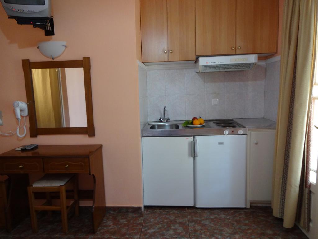 Pansion Filoxenia Apartments & Studios Tsoukalades Room photo