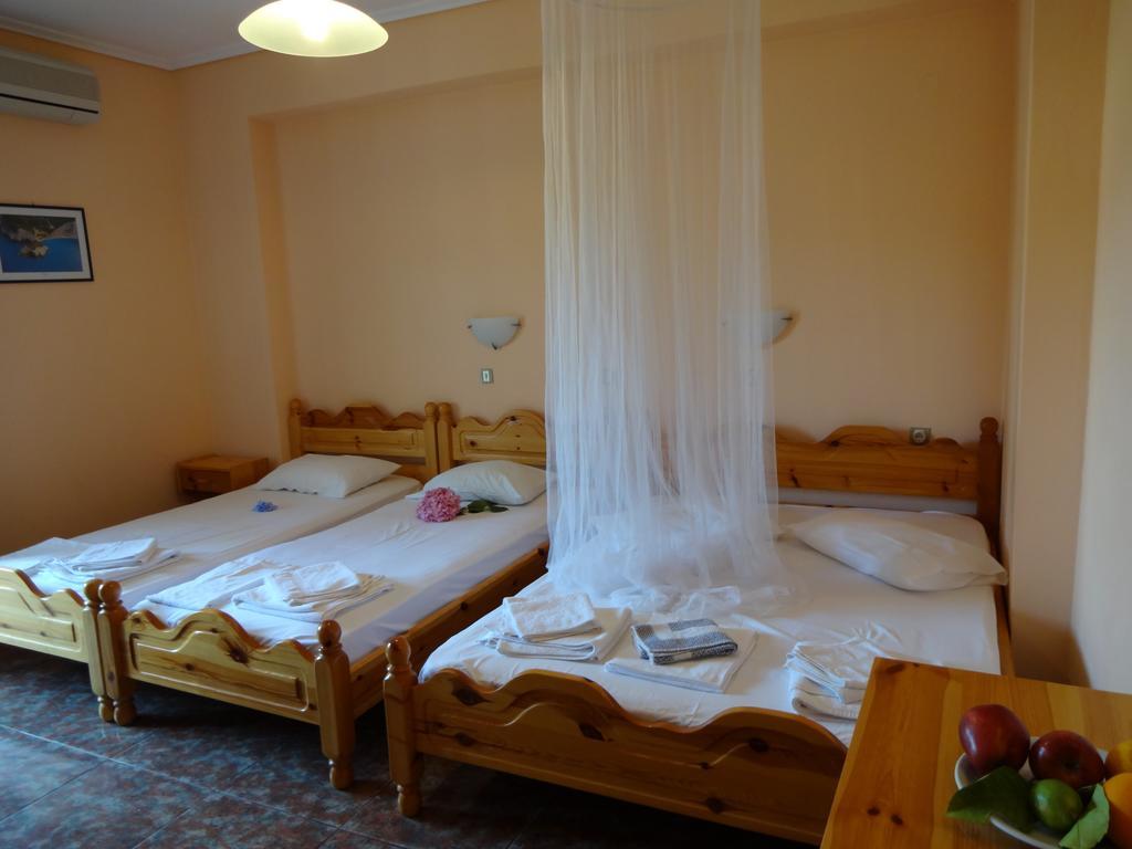 Pansion Filoxenia Apartments & Studios Tsoukalades Room photo